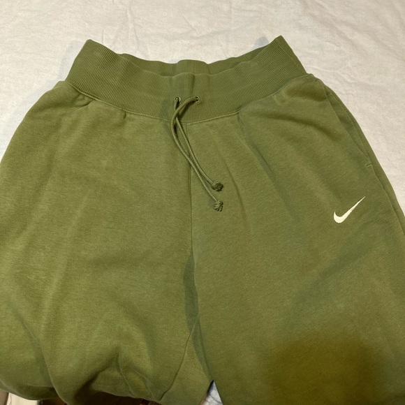 Nike Phoenix Fleece High Waisted Joggers - Picture 4 of 8